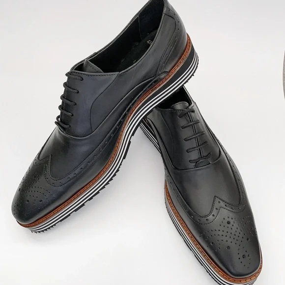 Scarpetto | Shoes | Black Wingtip Antique Bordeaux Leather  display picture 3